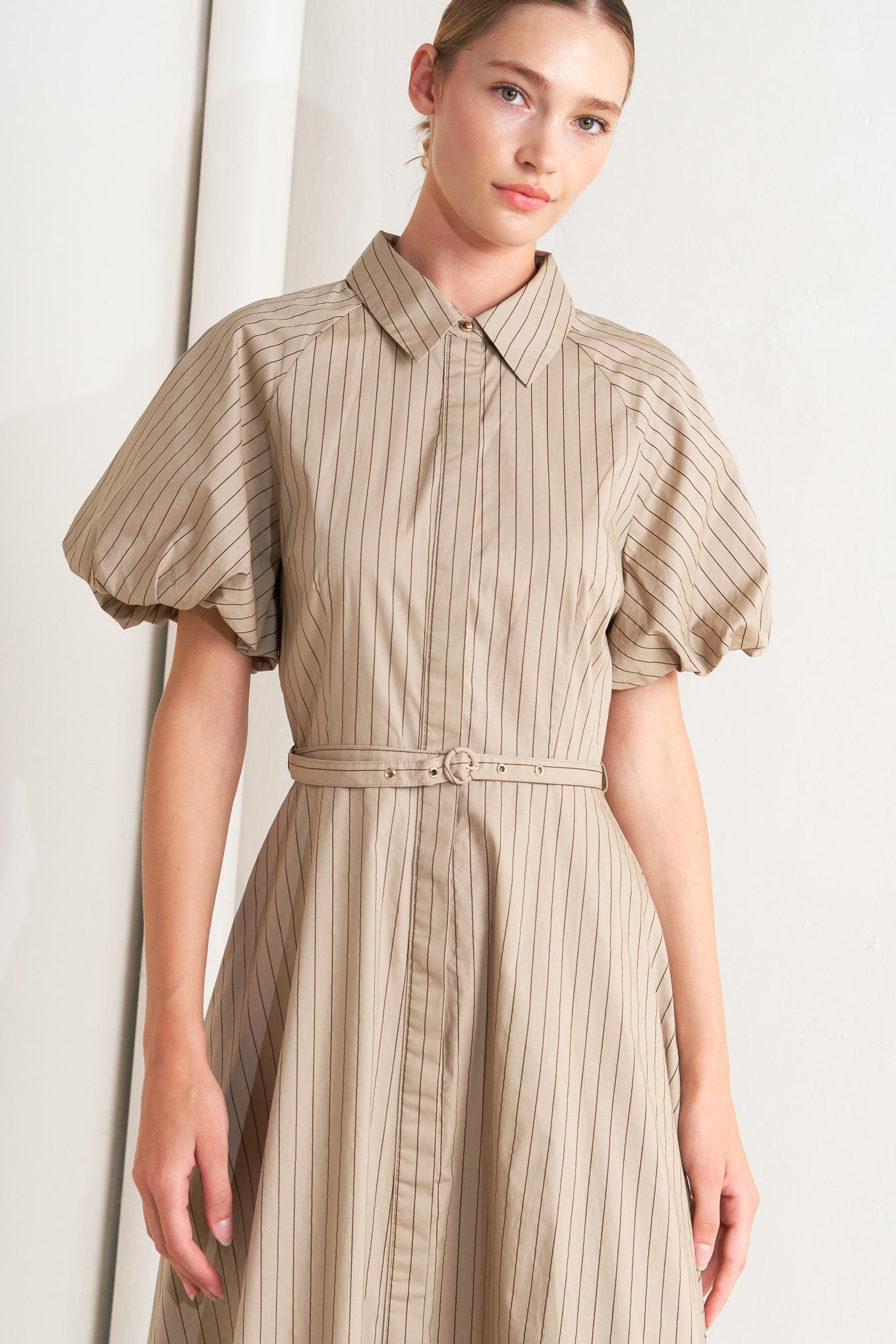 CLASSIC NEUTRAL WOVEN MIDI DRESS