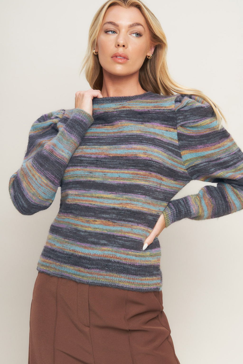 DELUXE DESIRE SWEATER TOP