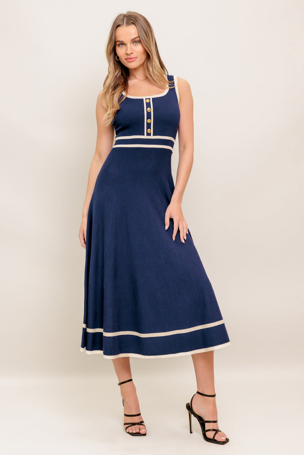 DREAMY DAISY KNIT MIDI DRESS