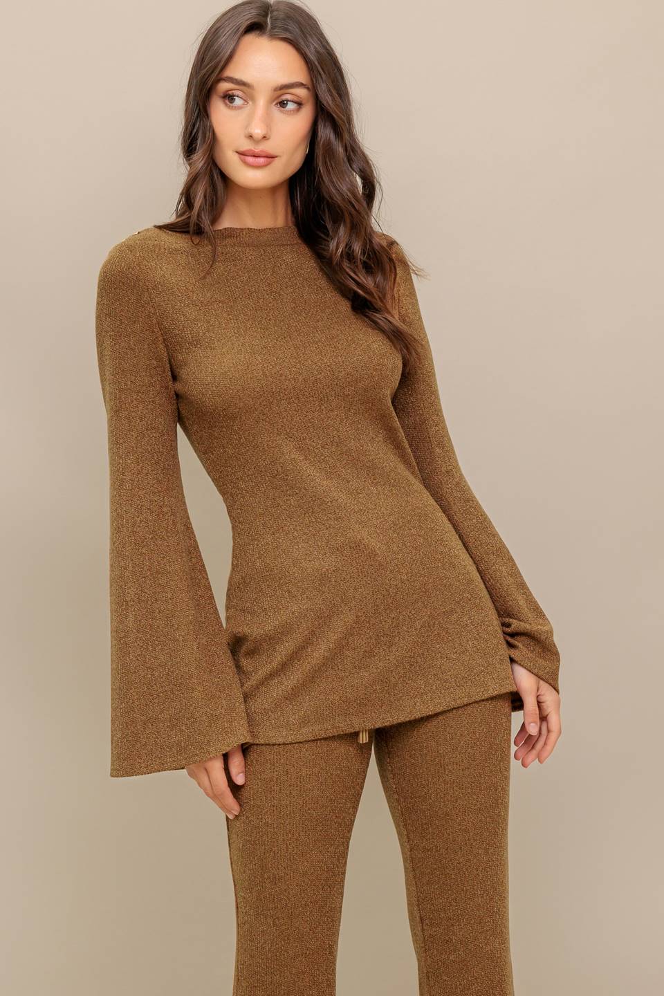 FLARE TOUCH SOLID TUNIC TOP