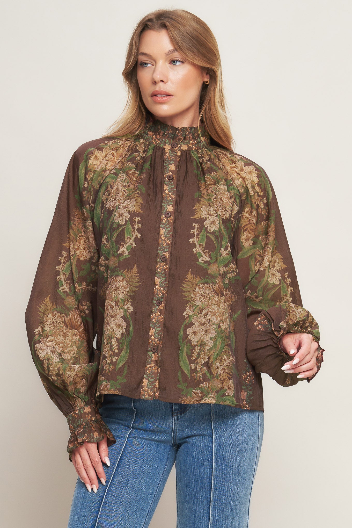 CELEBRITY MOMENT WOVEN TOP
