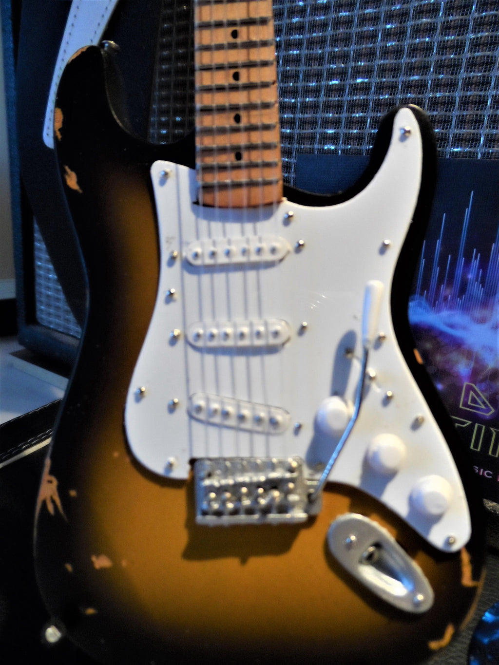 ERIC CLAPTON- 1956 Brownie Signature Strat 1:4 Scale Replica Guitar ~Axe Heaven~