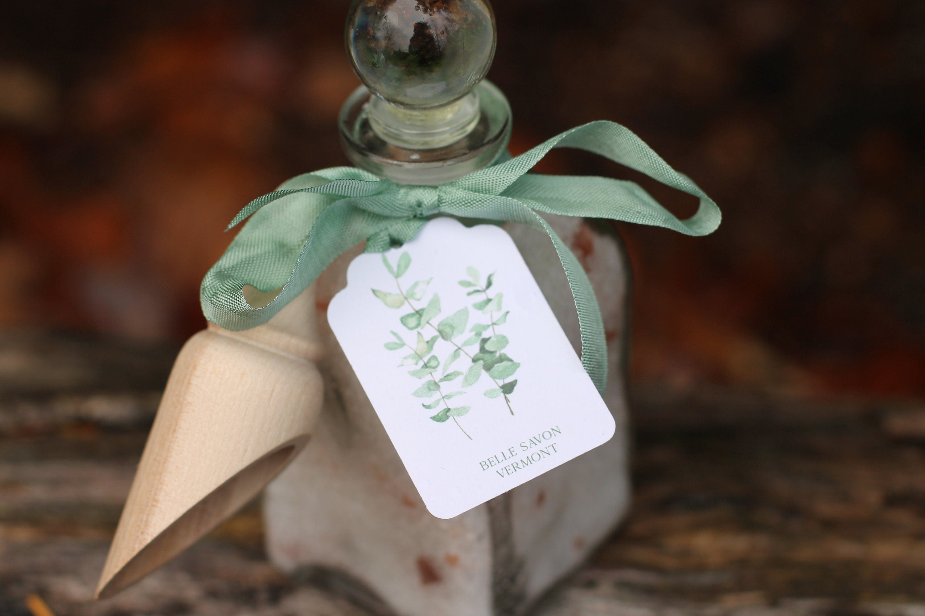 Aromatherapy Bath Soak-8.5oz Glass Bottle with Glass Top and Wooden Scoop