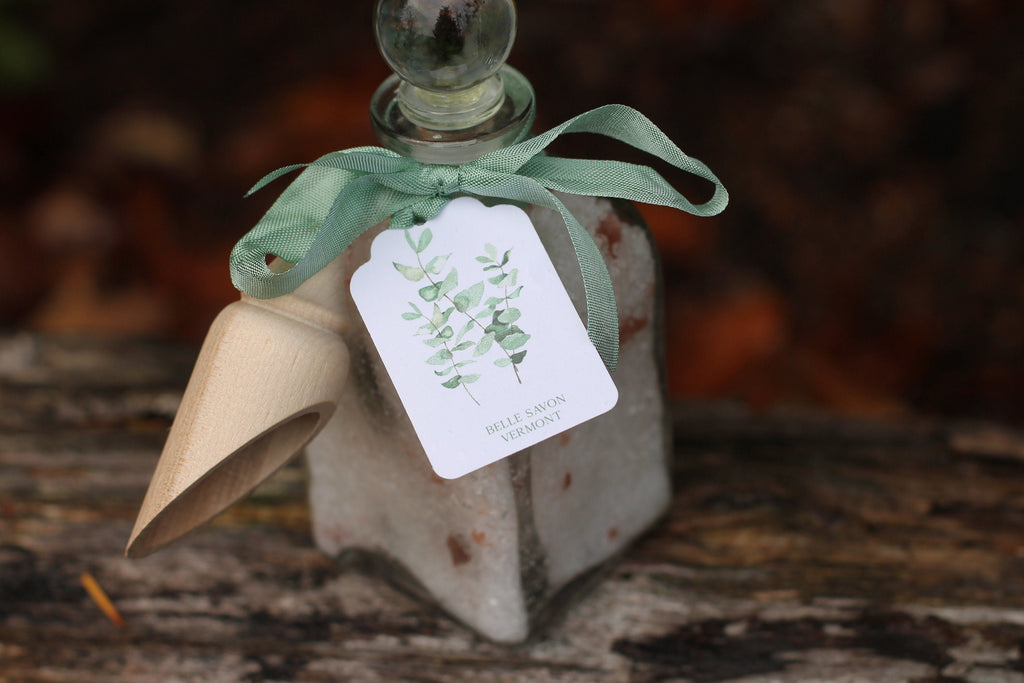 Aromatherapy Bath Soak-8.5oz Glass Bottle with Glass Top and Wooden Scoop