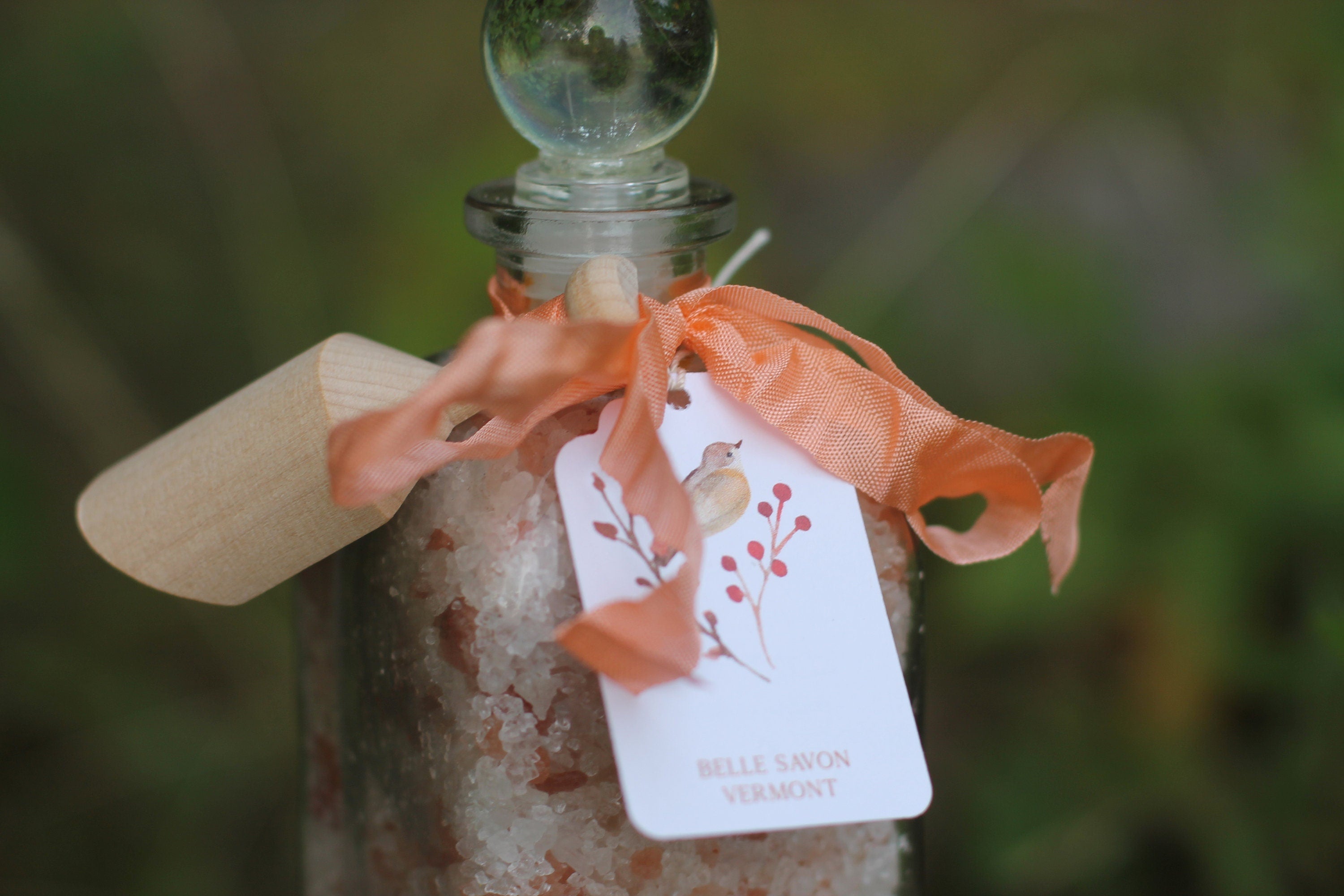 Aromatherapy Bath Soak-8.5oz Glass Bottle with Glass Top and Wooden Scoop