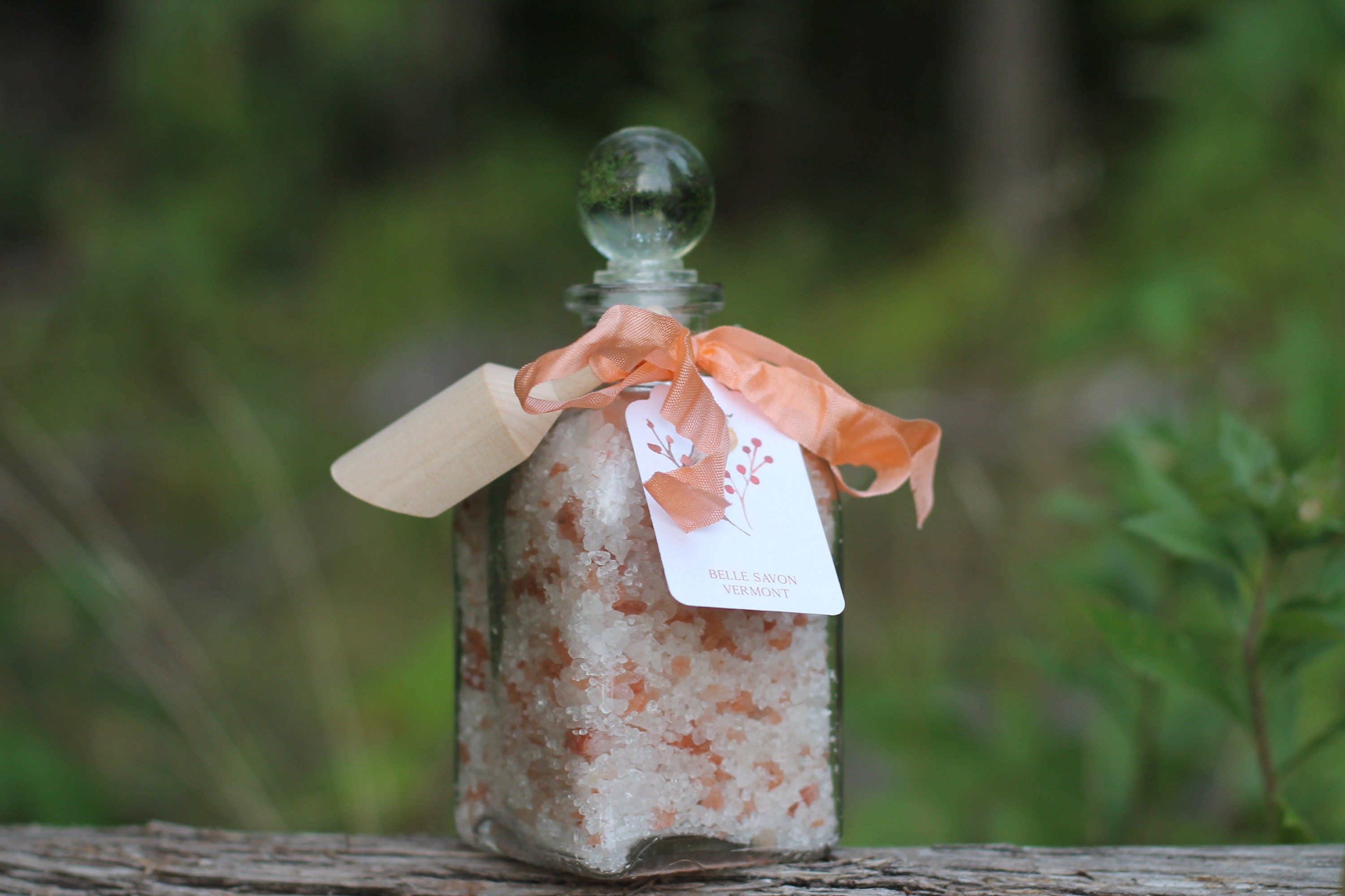 Aromatherapy Bath Soak-8.5oz Glass Bottle with Glass Top and Wooden Scoop