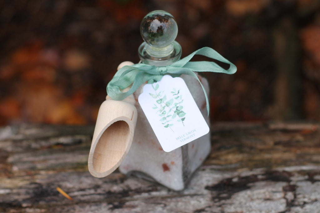 Aromatherapy Bath Soak-8.5oz Glass Bottle with Glass Top and Wooden Scoop